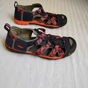 Keen Sandals 7 Womens Newport Cap Toe Washable Comfort Hiking Outdoor